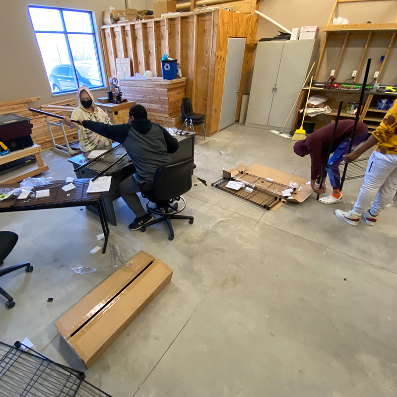 Students in the maker space during class.